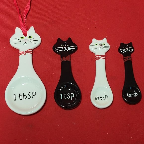 Cat Shaped Ceramic Measuring Spoons Figural Set of 4 Black White Cat Lover Gift - Picture 7 of 11